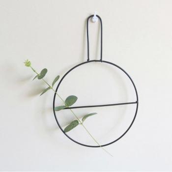 DIY Decorative Shelf for Dried Flowers
