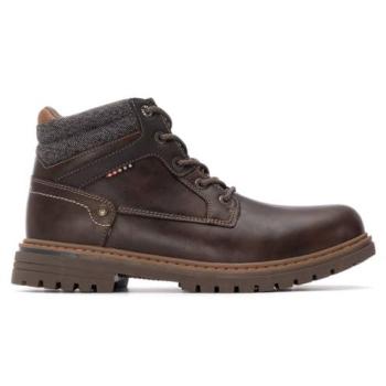 Botas de hombre Xti 144564 marrón con cordones