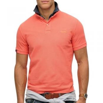 Superdry Polo Coral 2024 – Manga Corta y Versátil