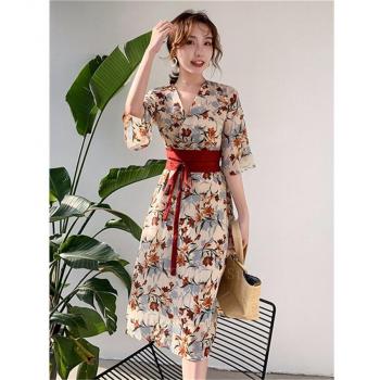 Sommer Yukata mit Blumenprint