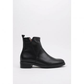 Bota de Piel Negra para Mujer Wonders C-5472 - Tacón Bajo