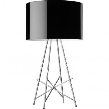 Lampada da tavolo FLOS Ray T con paralume nero in alluminio lucido