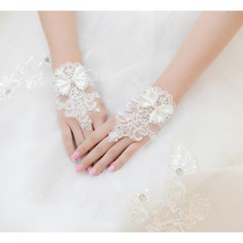 Gants de Mariée en Dentelle de Luxe