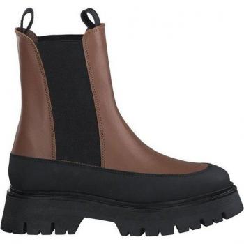 Booties chiusi marrone Tamaris