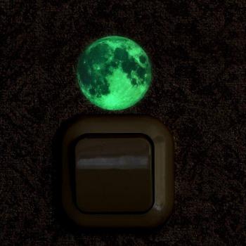 5cm Glow-in-the-Dark Moon Wall Decal for Kids' Room