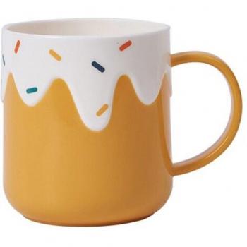 Cake-Shaped Mouthwash Cup