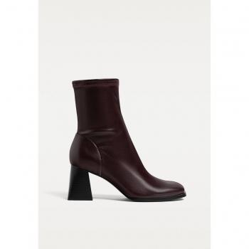 Stradivarius Mittelhohe Burgunderrote Stiefel mit elastischem Schaft 41