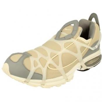 Sneaker Nike Sportwear Bassa in Grigio e Bianco