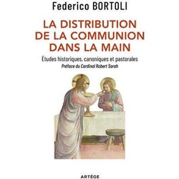 La distribution de la communion dans la main