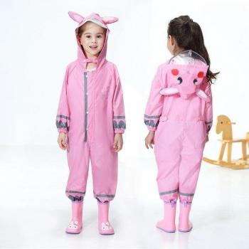 Mono Lluvia Cartoon Kids