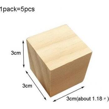 Cubo de madera sin tratar para decoración