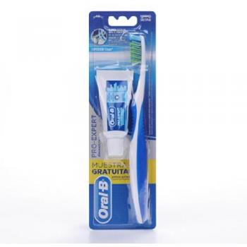 Cepillo Dental Oral-B Cross Action 40 Adulto Dureza Media 1Ud