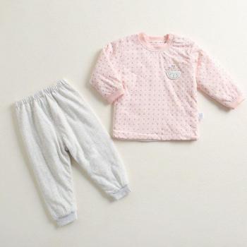 Traje de pijama con estampado animal