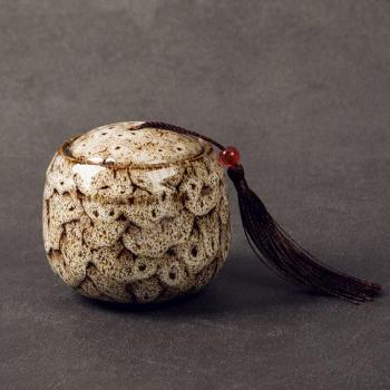 Keramische Handgemalte Haustier-Urne „Vogelglut“