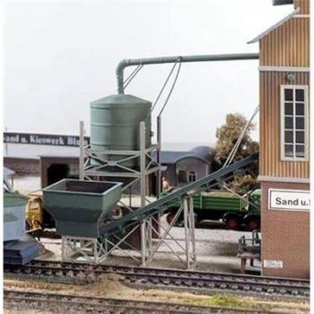 Piko Sand-Silo mit Förderband