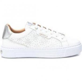 Zapatillas Carmela para mujer en color blanco