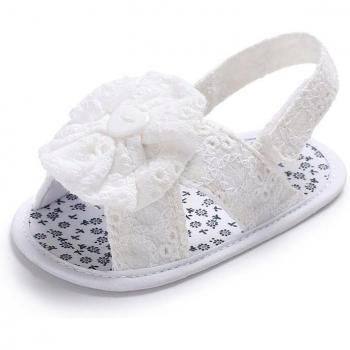 Zapatos de verano para bebés con flor púrpura