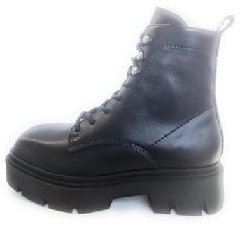 Botas Guess Ramsey Mujer Cuero Negro Punta Cuadrada