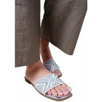 Sandales plates larges texturées Blossom pour femmes - rose