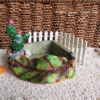 Amphibious Crab Water Basin