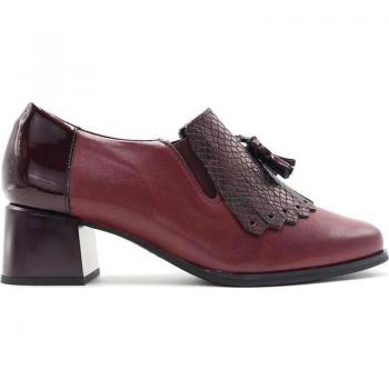 Mocasines de mujer PITILLOS con borlas en burdeos (Mod: 5413)