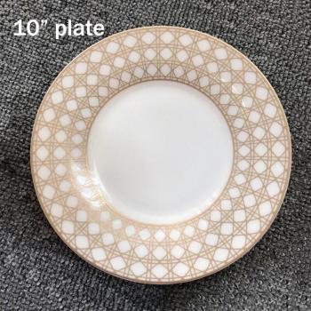 Juego de Tazas de Porcelana de Hueso Esmaltado con Platillos - Estilo Vintage