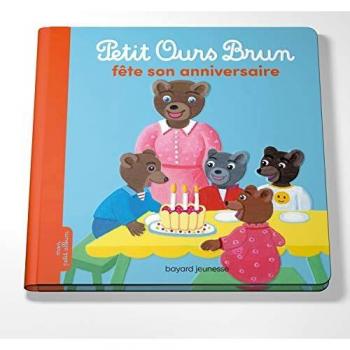 Petit Ours Brun fête son anniversaire