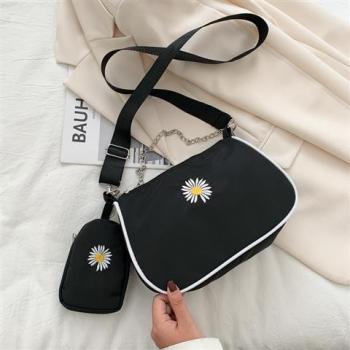 Kleine Schultertasche Damen mit Blumenmotiv