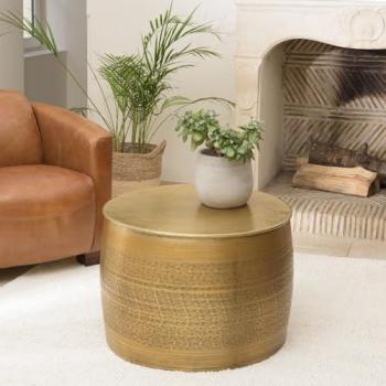 MACABANE HONORE – Table Basse Aluminium 60 x 60 cm Couleur Laiton Motifs Arabesques