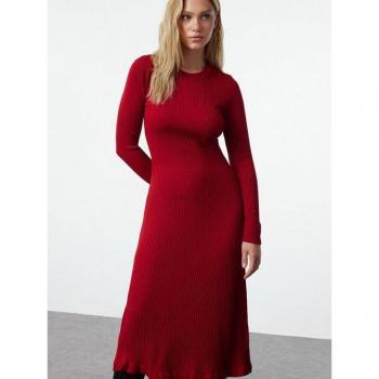 Rochie midi tricotată cu guler rotund