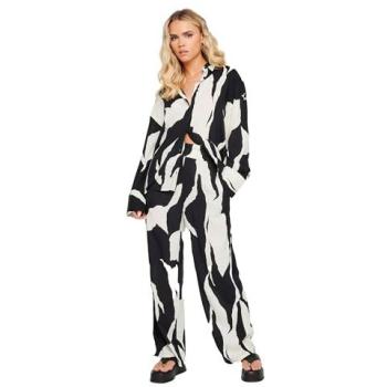 Pixiegirl Petite Mono Print Shirt In Black