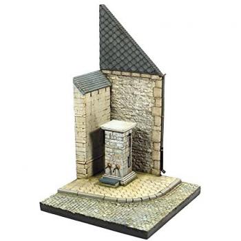 Vallejo 1/35 Street Corner with Waterpump