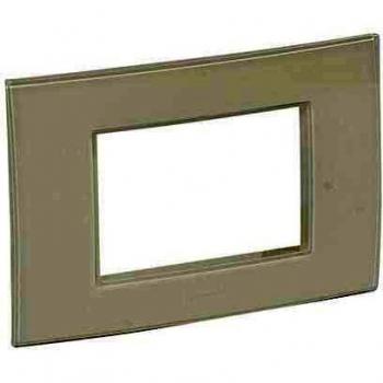 Placca Legrand Vela 685716 Vela Quadra 3 Moduli Bianco Smalto Riflessi