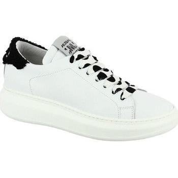 Blanc Meline – Derbie Sport