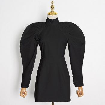 High-Waisted White Mini Dress, Stand Collar & Long Sleeves – Classic Vintage Style