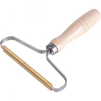 Manual Lint Remover Brush