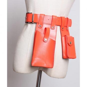 Bolso mini de cuero sintético negro con hebilla naranja - Primavera Verano JW655
