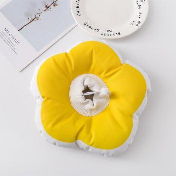 Anti-Scratch & Anti-Licking Pet Collar in Floral Shape