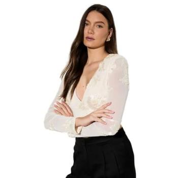 Ivory Petal Patterned Mesh Tee – Women’s S12