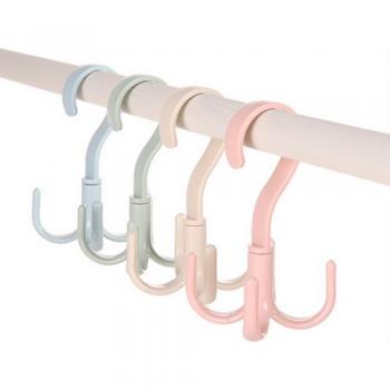 Versatile 4-Claw Coat and Scarf Rack