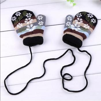 Kids' Warm Snowflake Gloves