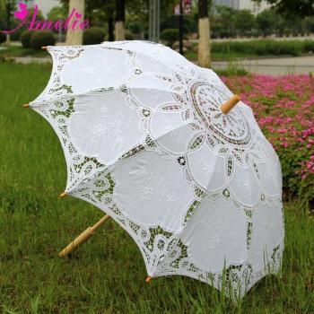 Parasol de Novia con Bordado Blanco