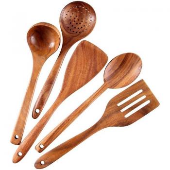 Ustensiles de cuisine en bois dur