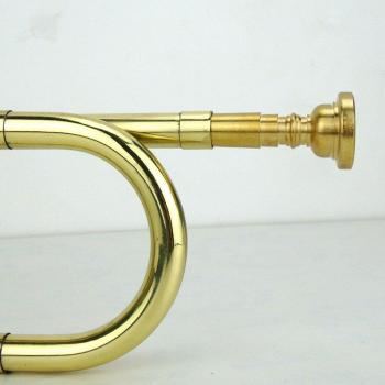 Mini Boquilla Portátil de Tono Dorado
