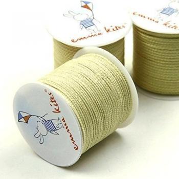 Aquí te ofrezco una lista de nombres equivalentes en español para el producto EMMAKITES Hilo Trenzado de Kevlar Cuerda Para el Deporte al Aire Libre Pesca Cámping Proyectos Creativos Propósito General (50ft 1000lb)