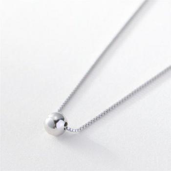 Collar Moderno de Plata de Ley 925 con Colgante de Bola para Mujer SNE203