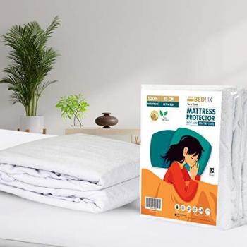 Super Absorbent and Machine Washable Fitted Sheets Cot Bed (140x70cm)