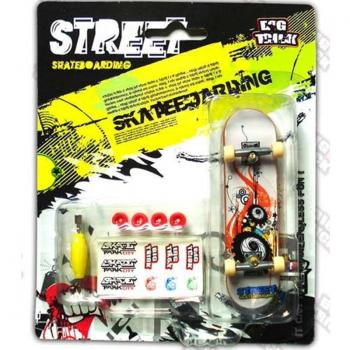 Colorful Finger Skateboard Set with Alloy Stand for Children