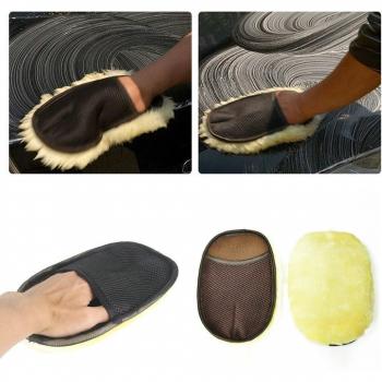 Plush Microfiber Cleaning Mitt for Home and Car