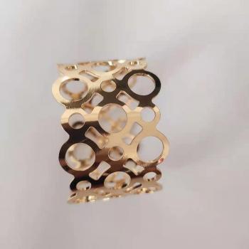 Metal Drum-Shaped Napkin Ring with Polka Dots